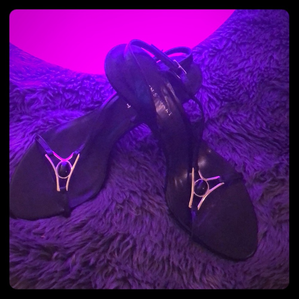 🔥⭐️Free with purchase 🔥⭐️Black heels
